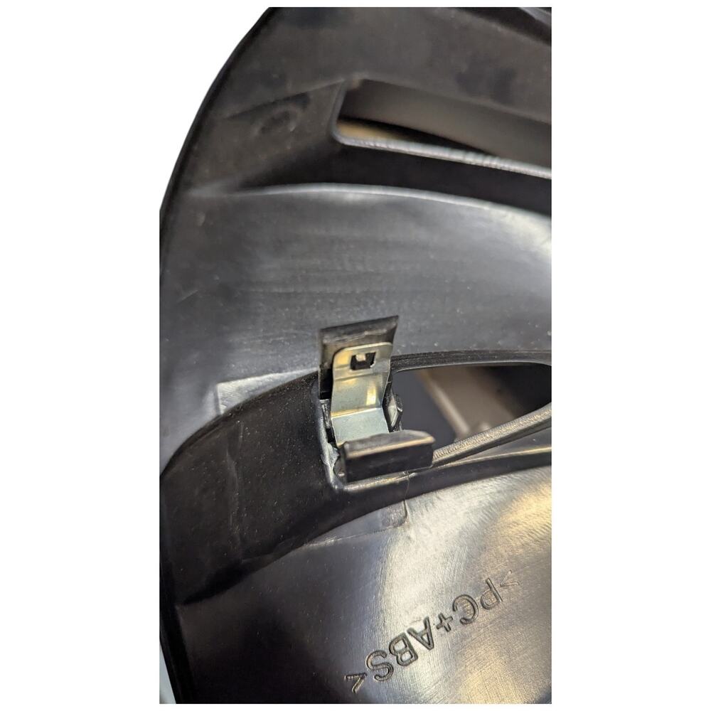 Tesla Model Y Hubcap Clips for Wheel Cover Rim 7